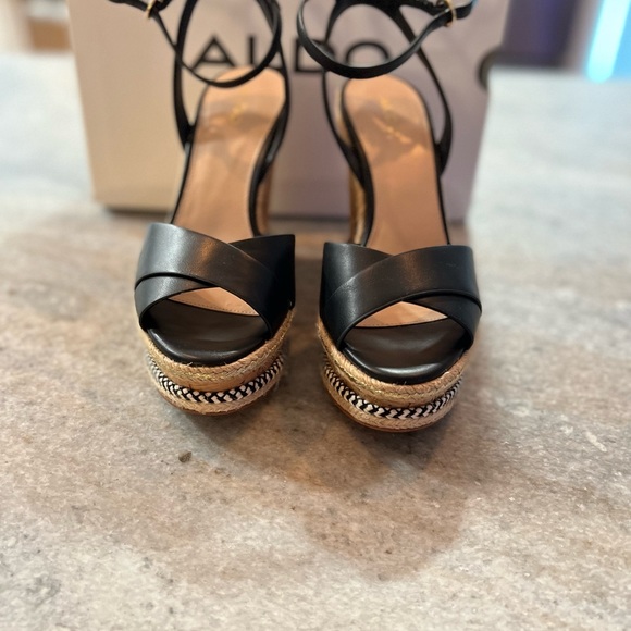Aldo wedge sandals size 8 - Picture 6 of 8